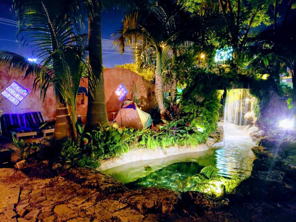 Hoosville Hostel Florida City Exteriér fotografie